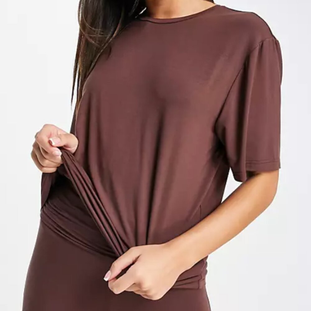 Mock Neck Solid Rib-knit Tee